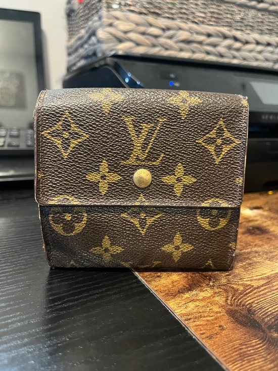 Louis Vuitton Monogram Victorine Compact Wallet Trifold